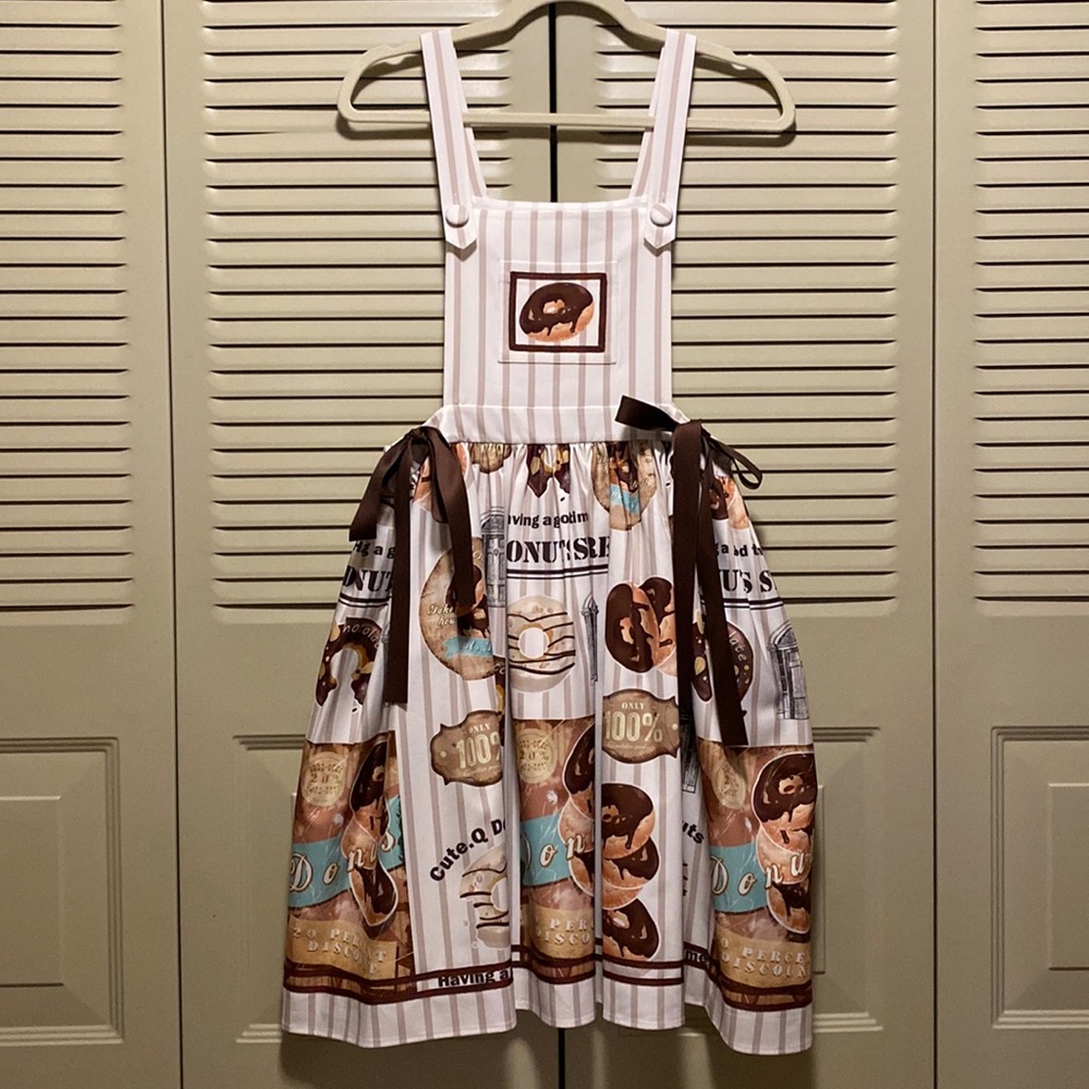 Sweet Lolita Cutie Q Doughnut Salopette JSK in Beige